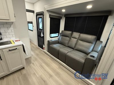 2026 Grand Design Momentum G-Class - Photo 7
