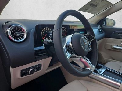 2026 Mercedes-Benz GLA 250 - Photo 1