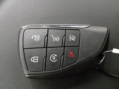 2025 Chevrolet Tahoe — photo 15 view