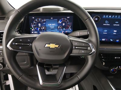 2025 Chevrolet Tahoe — photo 12 view