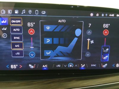 2025 Chevrolet Tahoe — photo 20 view