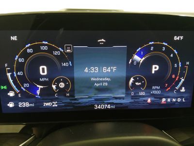 2025 Chevrolet Tahoe — photo 14 view