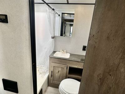 2021 Keystone Springdale 266RL - Photo 13