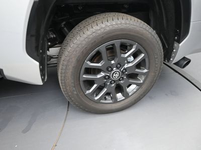 2026 2025 Toyota Tundra i-FORCE MAX Platinum Truck CrewMax — photo 19 view
