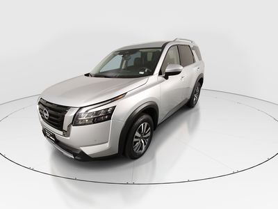 2025 Nissan Pathfinder - Photo 3