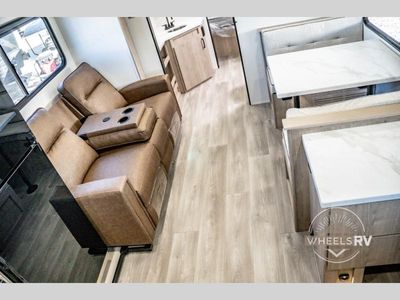 2026 Grand Design Imagine XLS - Photo 33