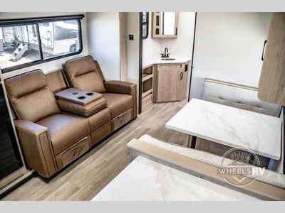 2026 Grand Design Imagine XLS - Photo 34