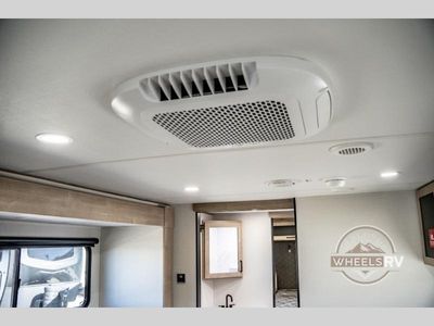 2026 Grand Design Imagine XLS - Photo 35