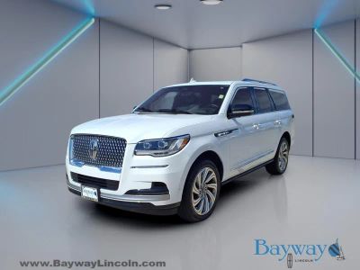 2023 Lincoln Navigator — rear three-quarter view
