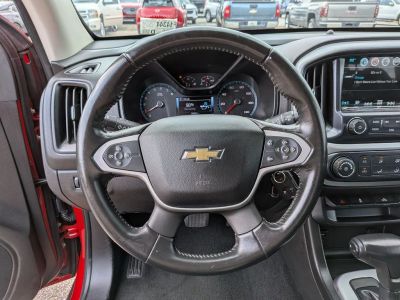 2018 Chevrolet Colorado — photo 11 view