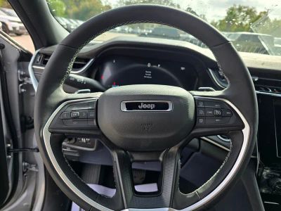 2026 Jeep Grand Cherokee — photo 17 view
