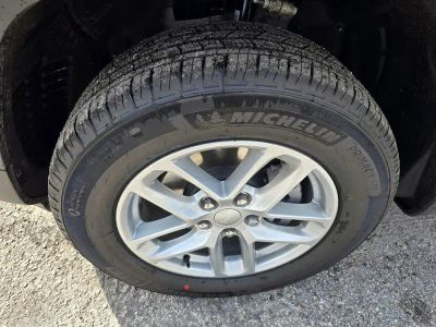 2026 Jeep Grand Cherokee — photo 9 view