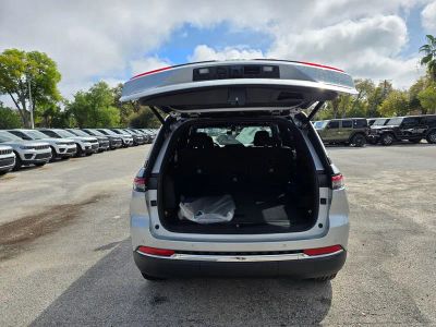 2026 Jeep Grand Cherokee — photo 34 view