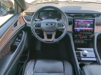 2022 Jeep Grand Cherokee — photo 19 view