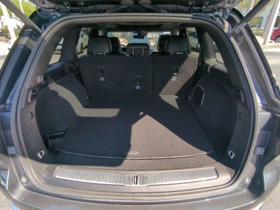 2022 Jeep Grand Cherokee — photo 14 view