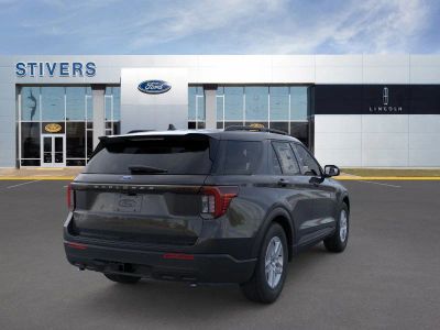 2026 Ford Explorer — photo 8 view