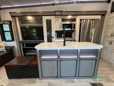 2021 Keystone RV Montana - Photo 22