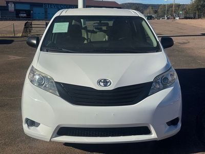2017 Toyota Sienna - Photo 8