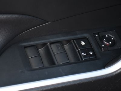 2019 Toyota RAV4 - Photo 11