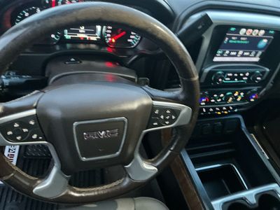 2017 GMC Sierra 1500 — photo 14 view