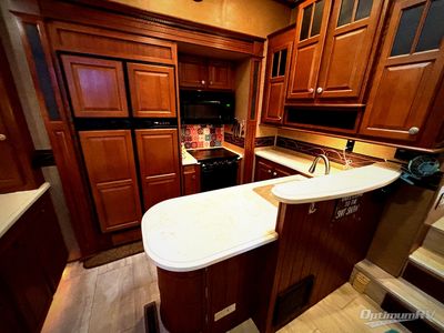 2013 Jayco Pinnacle - Photo 13