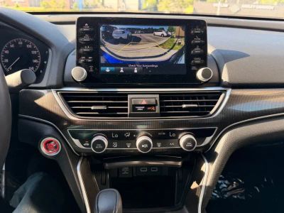 2022 Honda Accord - Photo 19