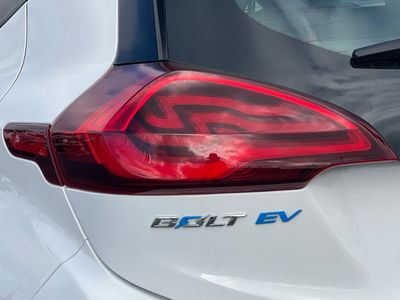 2017 Chevrolet Bolt EV - Photo 32