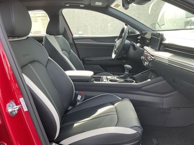 2026 Kia K5 — photo 15 view
