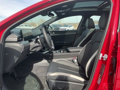 2026 Kia K5 — photo 9 view