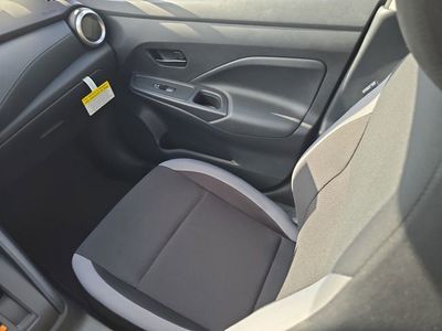 2025 Nissan Versa - Photo 15