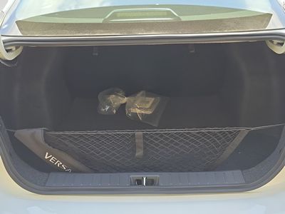 2025 Nissan Versa - Photo 10