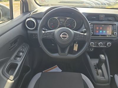 2025 Nissan Versa - Photo 13