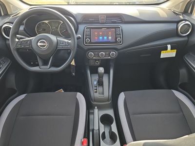 2025 Nissan Versa - Photo 12