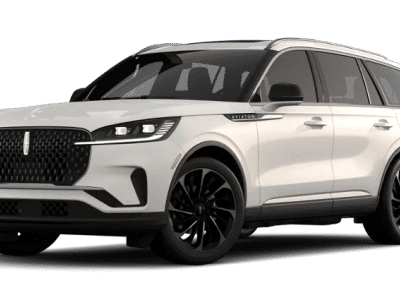 2026 Lincoln Aviator Reserve in White Metallic — front three-quarter view