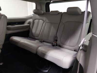 2024 Jeep Wagoneer - Photo 19
