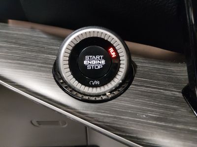 2024 Jeep Wagoneer - Photo 21