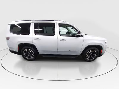 2024 Jeep Wagoneer - Photo 8