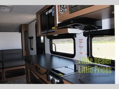 2026 Keystone RV Reign — photo 29 view