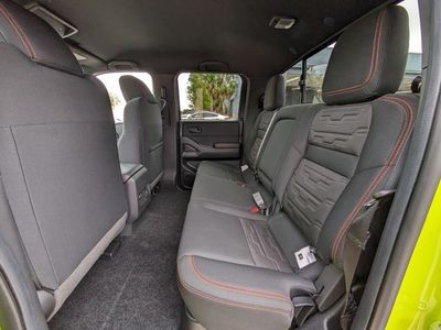 2026 Nissan Frontier — photo 15 view