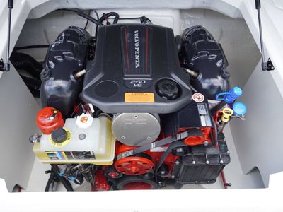 2023 Chaparral 23 SSi - Photo 16