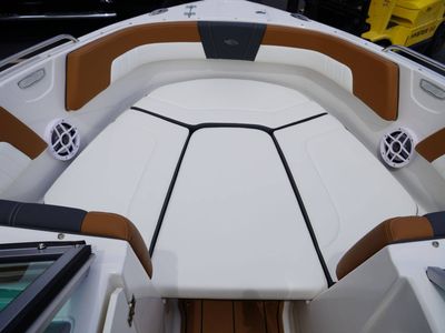 2023 Chaparral 23 SSi - Photo 9