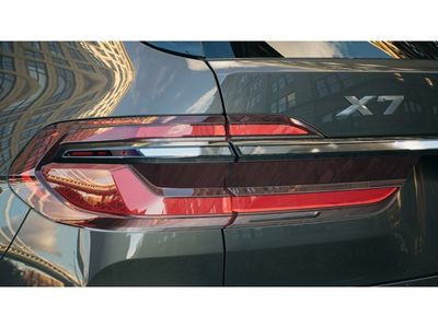2026 BMW X7 xDrive40i - Photo 8
