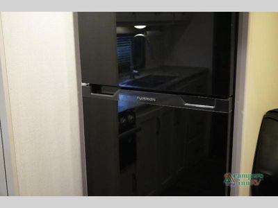 2023 Keystone RV Cougar - Photo 25