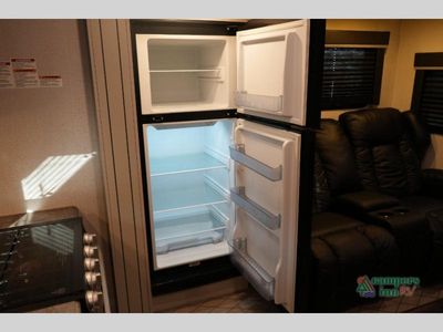 2023 Keystone RV Cougar - Photo 26