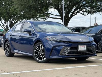 2026 Toyota Camry - Photo 2