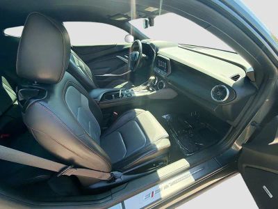 2017 Chevrolet Camaro — photo 28 view