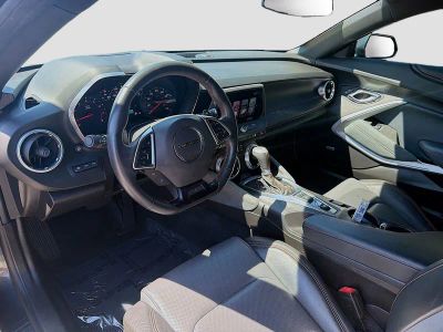 2017 Chevrolet Camaro — photo 9 view