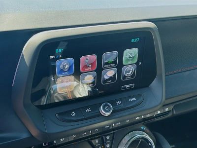 2017 Chevrolet Camaro — photo 12 view
