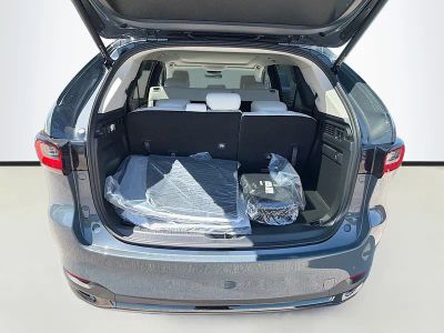 2026 Mazda CX-90 — photo 12 view