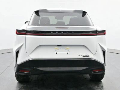 2026 Lexus RZ - Photo 4